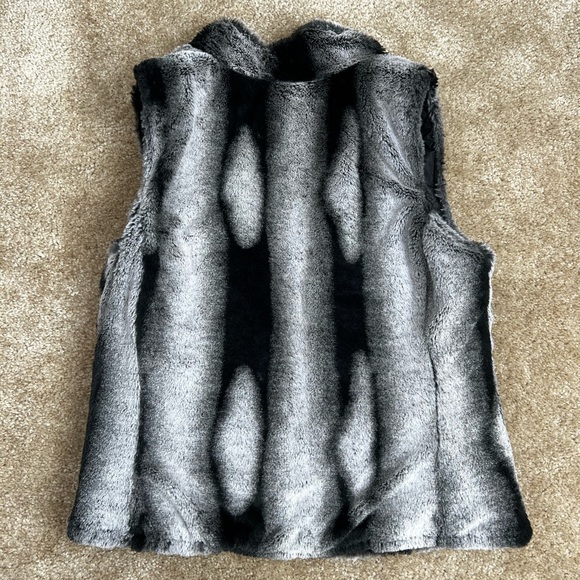 Reversible Winter Vest Sz M - Picture 4 of 4